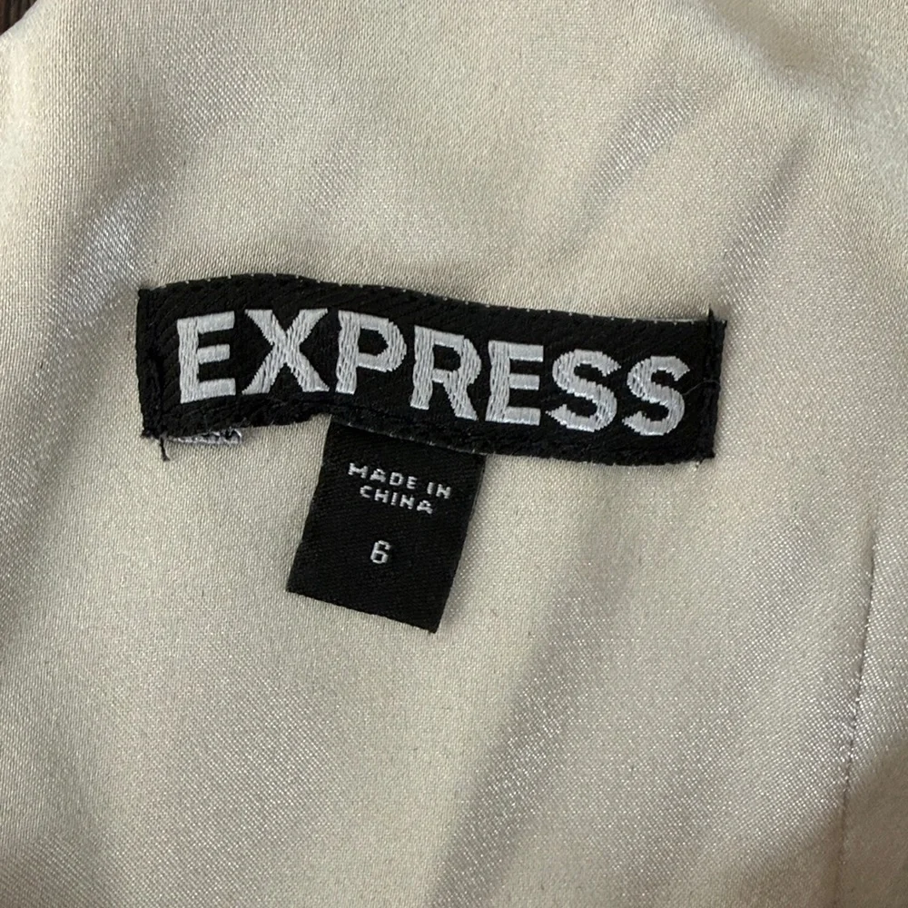 Express Vintage Beige Polka Dot Mini Dress - Picture 2 of 4